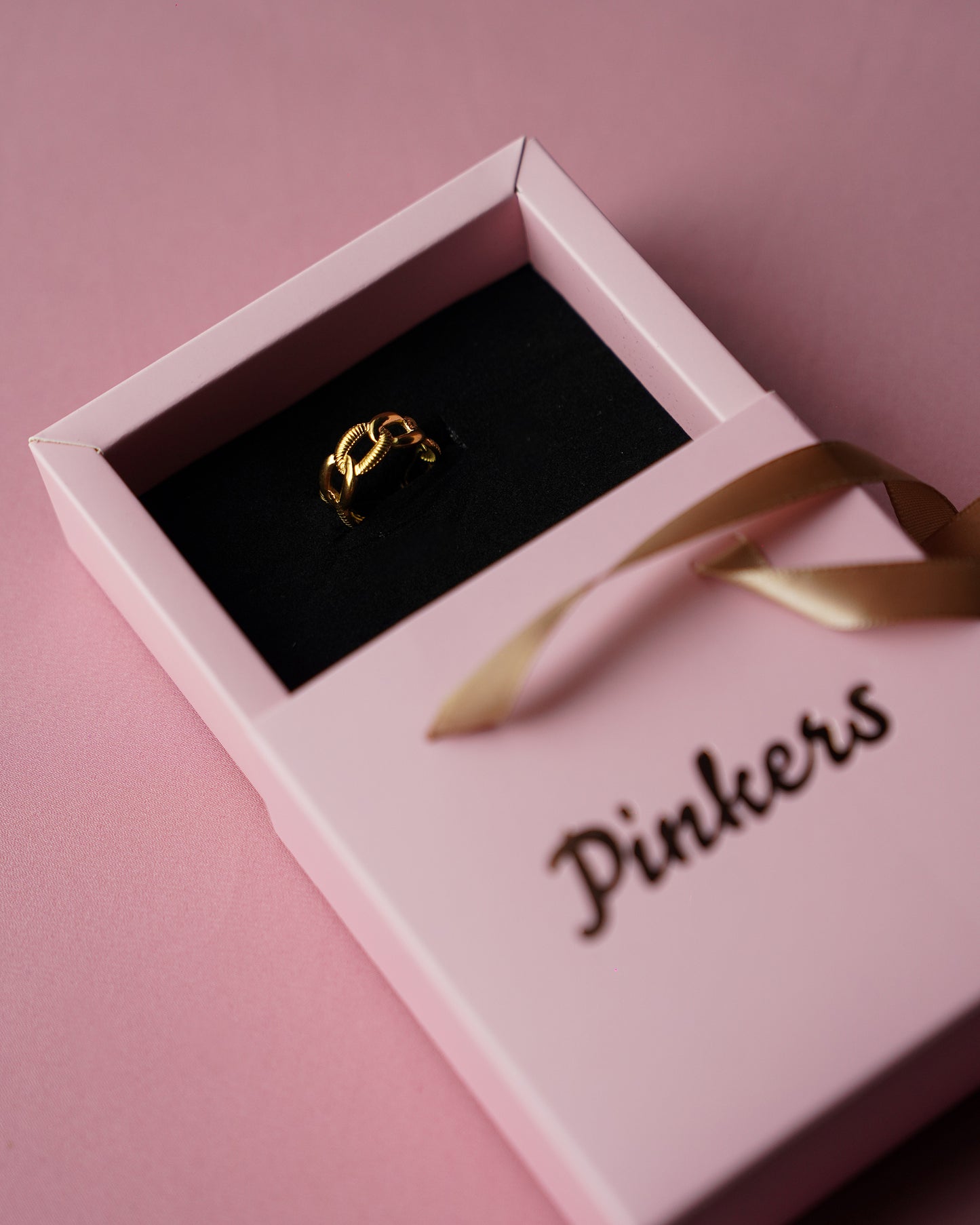 Bold Chain Ring