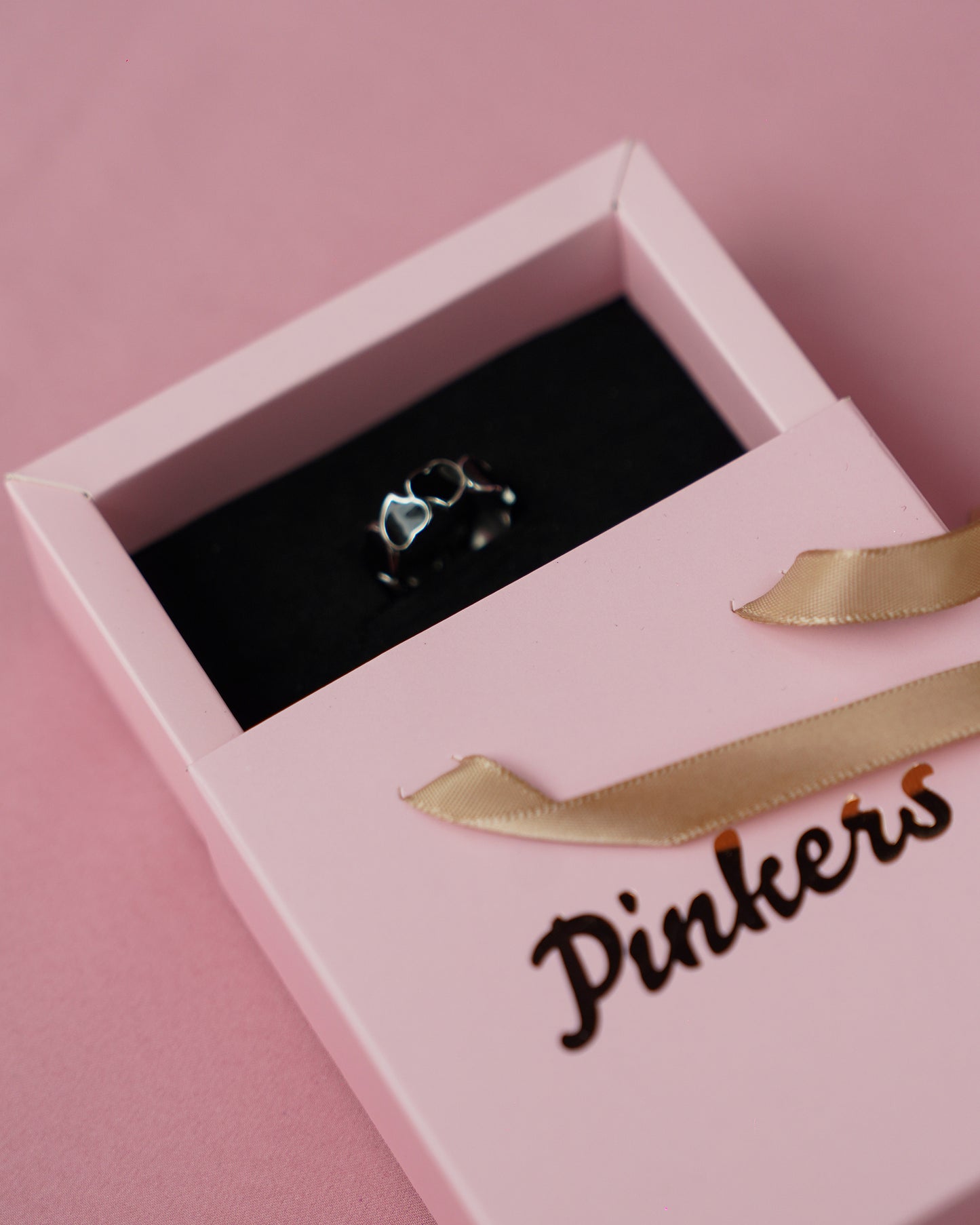 Noir Heart Ring