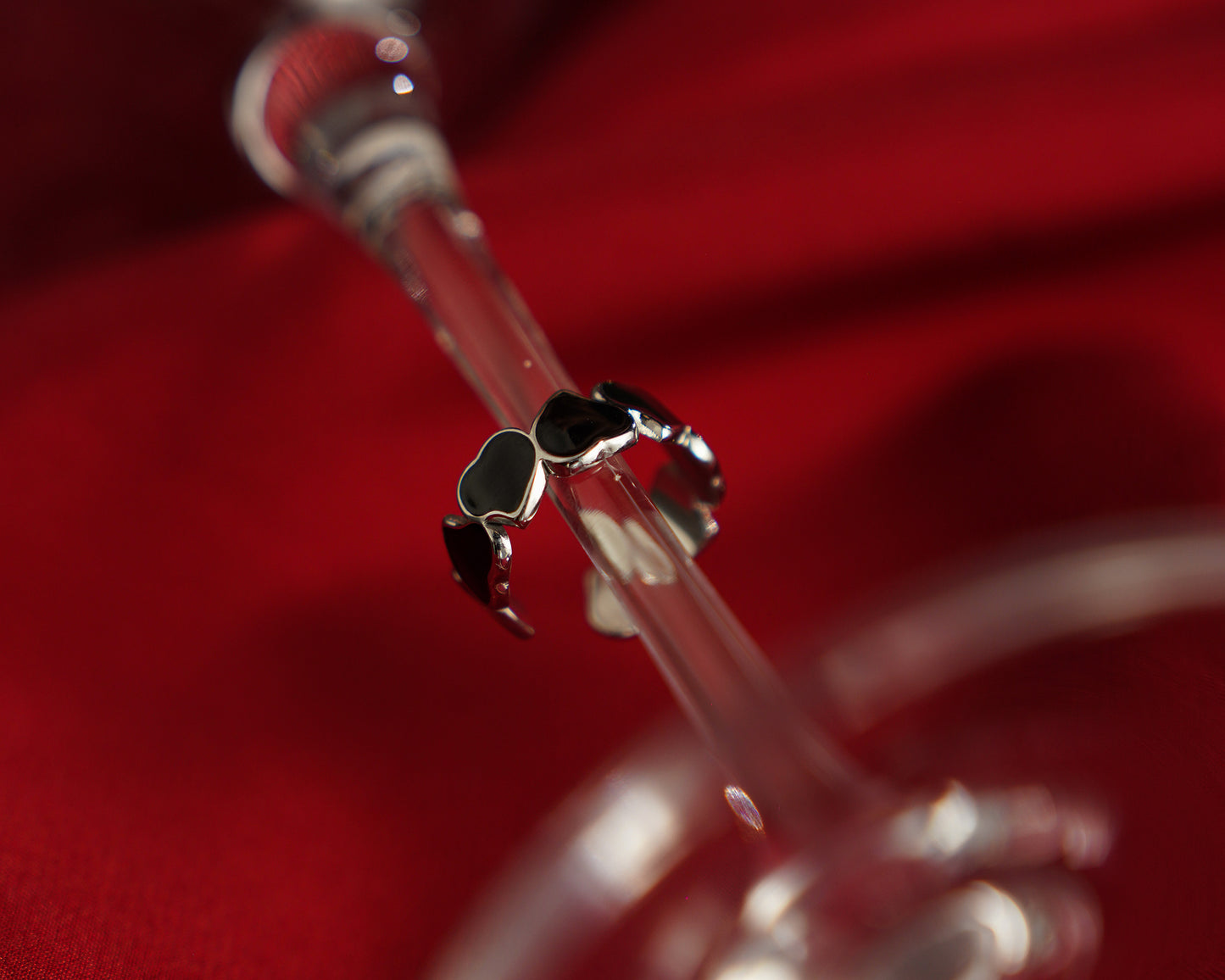 Noir Heart Ring