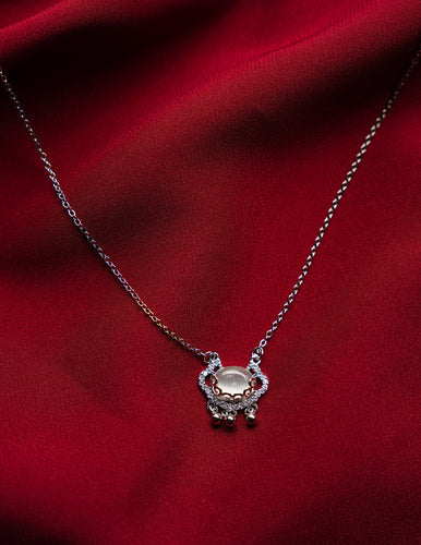Lunar Grace Necklace – Silver
