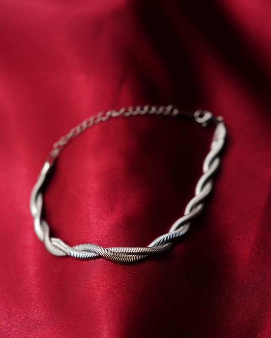 Silvella Twist Bracelet