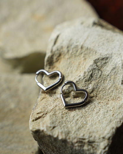 Heartline Hoops – Silver