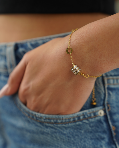 Crystal Orbit Bracelet